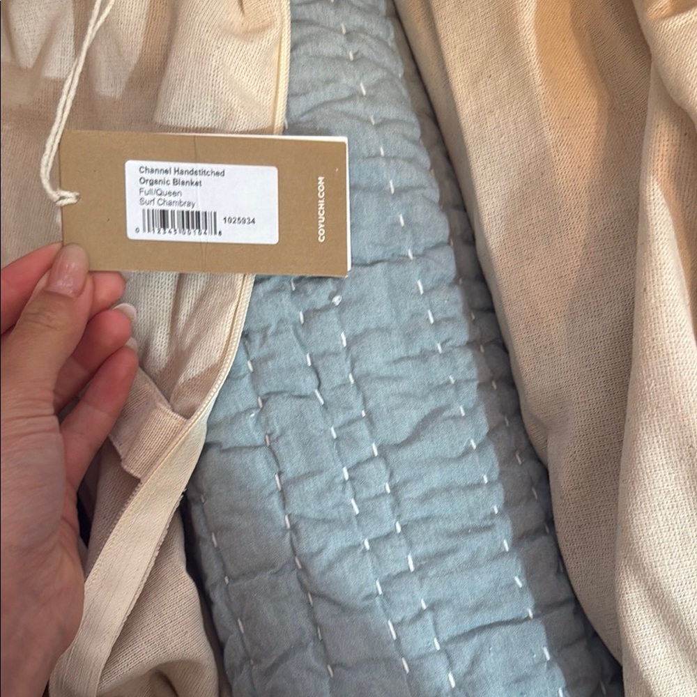 Coyuchi Handstitched Organic Blanket/Quilt in Surf Chambray (Full/Queen)